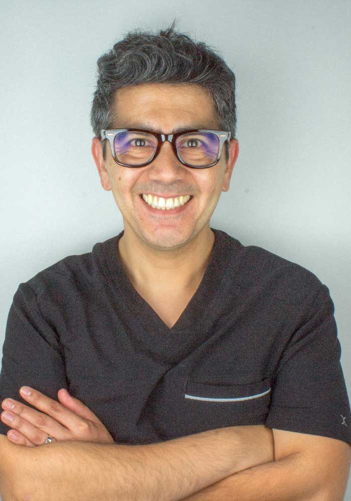Dr. Marco Lovera Cirujano Dentista